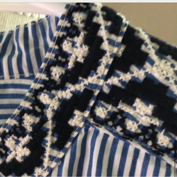 J Crew Tunic with Embellished detail. Size S - Picture 4 of 5